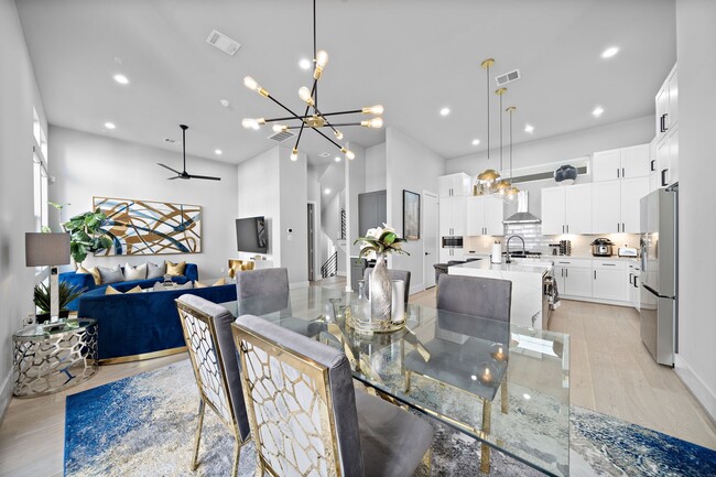 Building Photo - 3513 Hutchins St