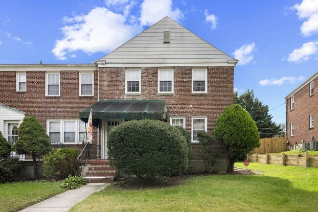 Primary Photo - 1728 Aberdeen Rd