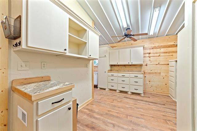 Building Photo - 970 CR 256