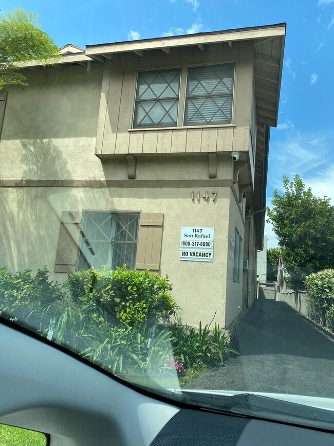 Building Photo - 1147 San Rafael Ave