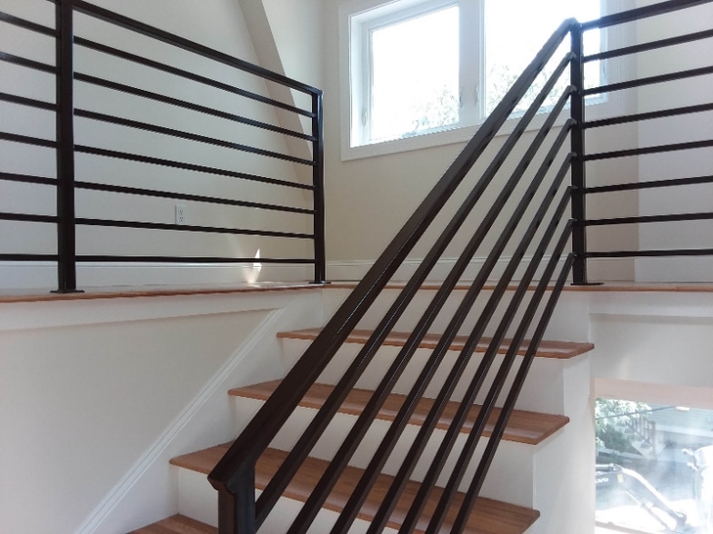 Building Photo - 2 Judge Street Path