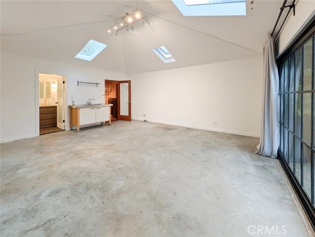 Building Photo - 1113 Amoroso Pl