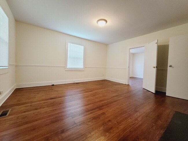 Building Photo - 2 bedroom in the heart of Gastonia