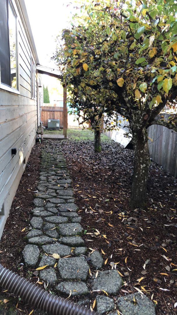 Building Photo - Cozy 2 Bedroom 1 bath in Philomath