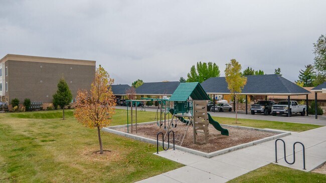 Building Photo - Lovely 3-Bed, 2-Bath Condos in the Distric...