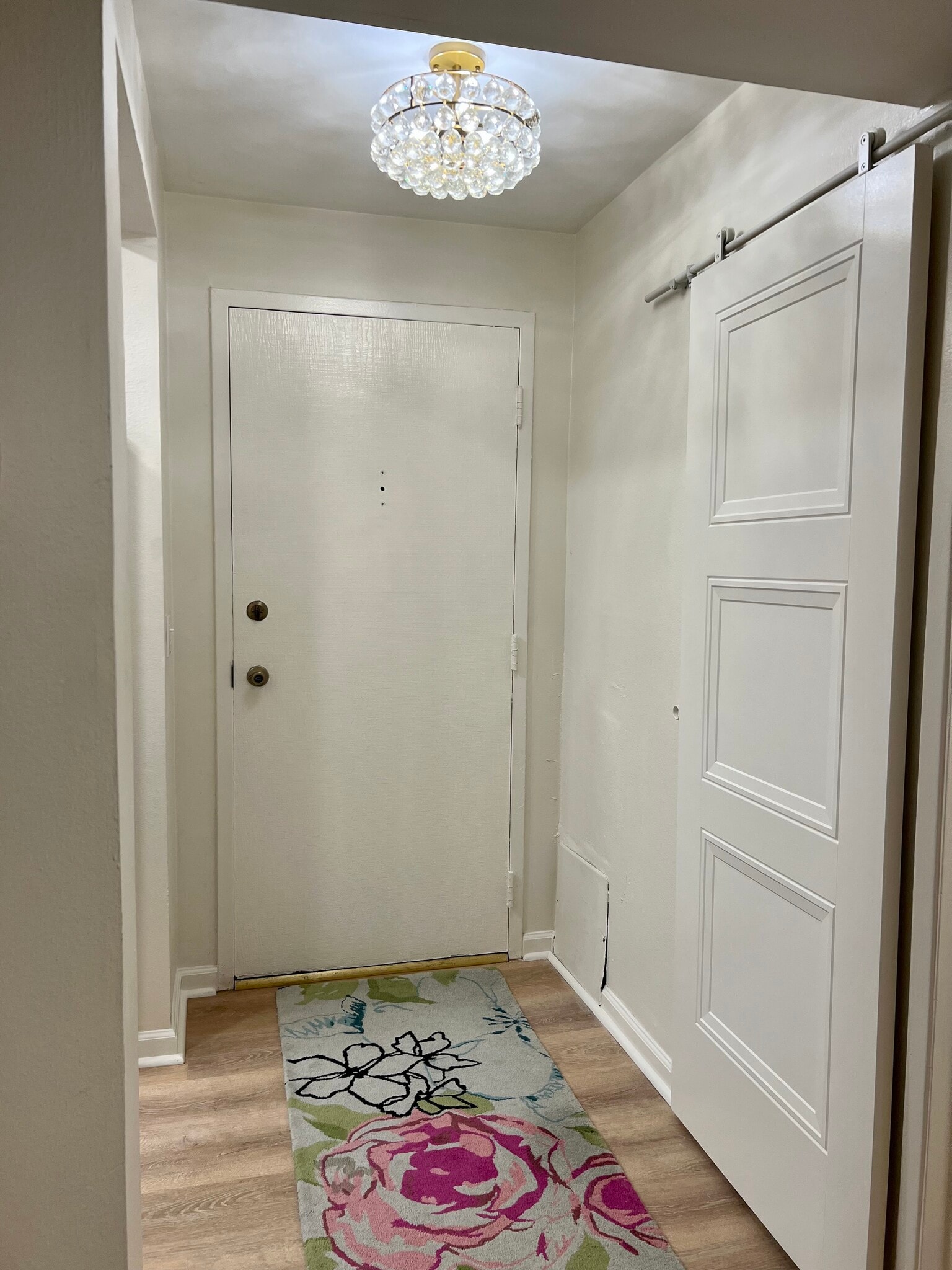 Entrance to the condo - 911 N Kings Rd