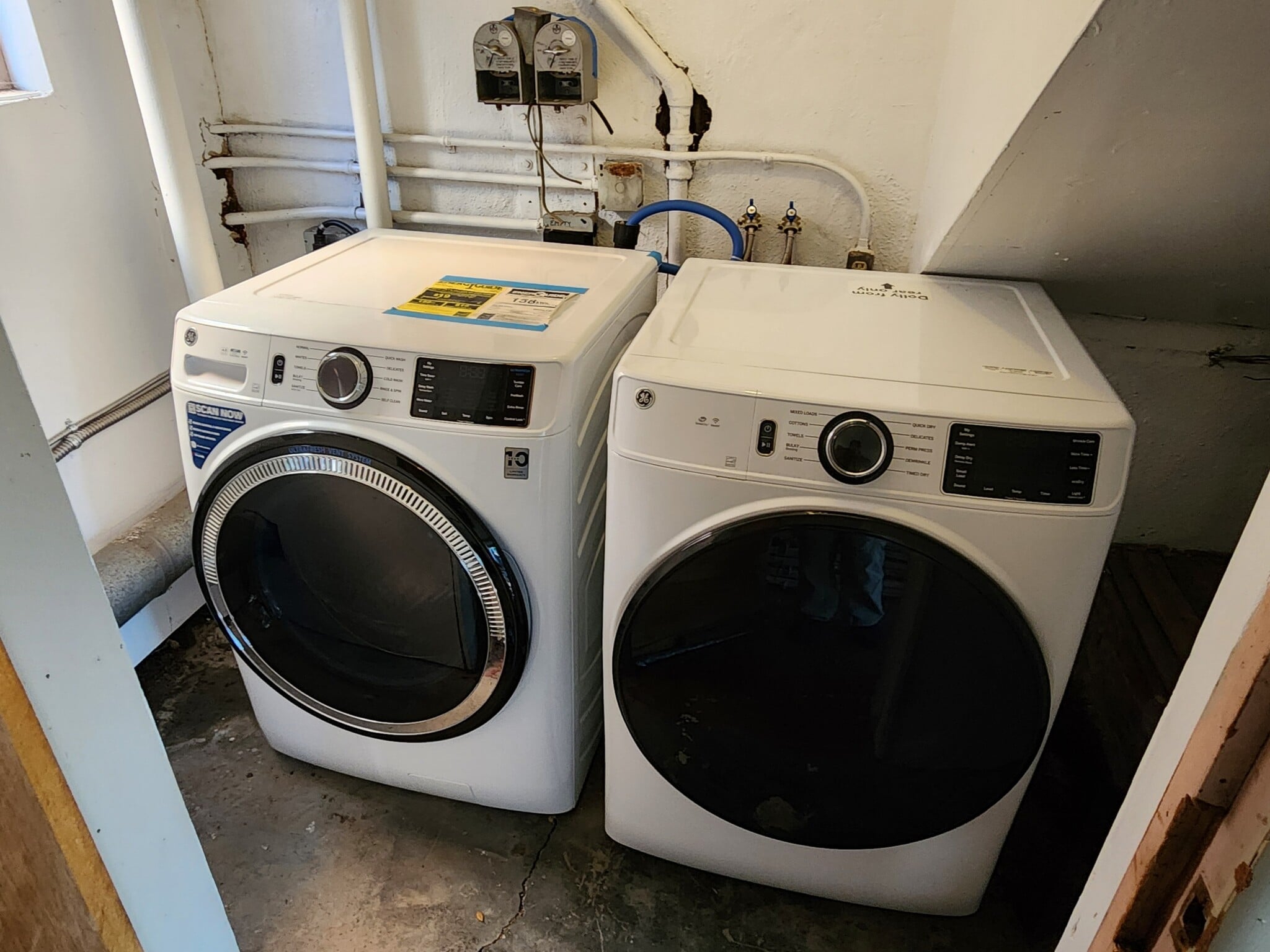 Shared washer and dryer - 65 Garland Ave