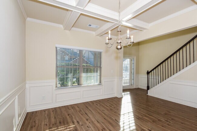 Building Photo - 627 Ocean Ave