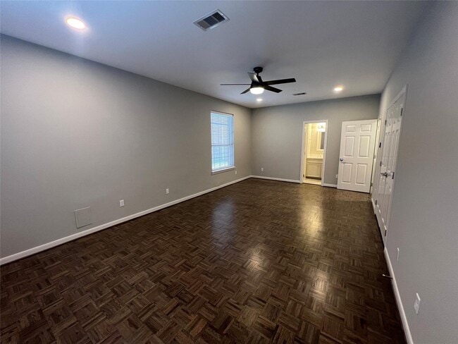 Building Photo - 1516 Park St