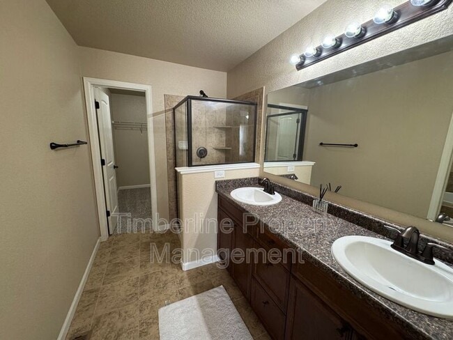Building Photo - 5348 Oak Spring Heights