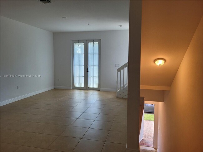 Building Photo - 863 SW 147th Ave
