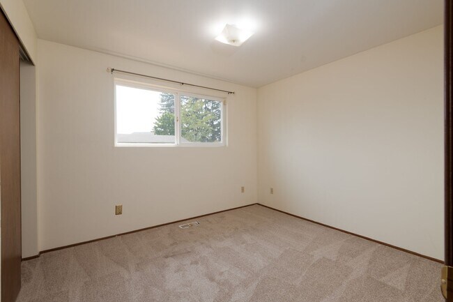 Building Photo - 17656 SE 267th Pl