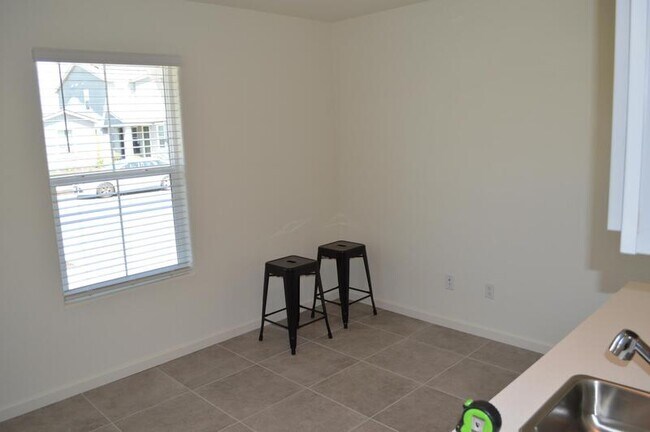 Building Photo - 2287 Owens Ct