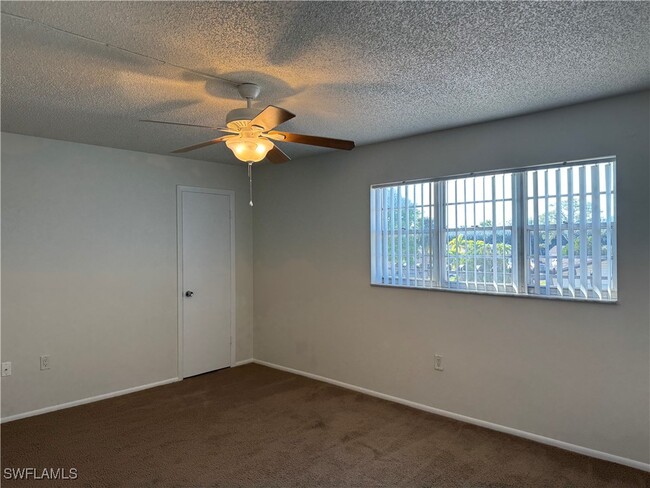 Building Photo - 1057 Southdale Rd