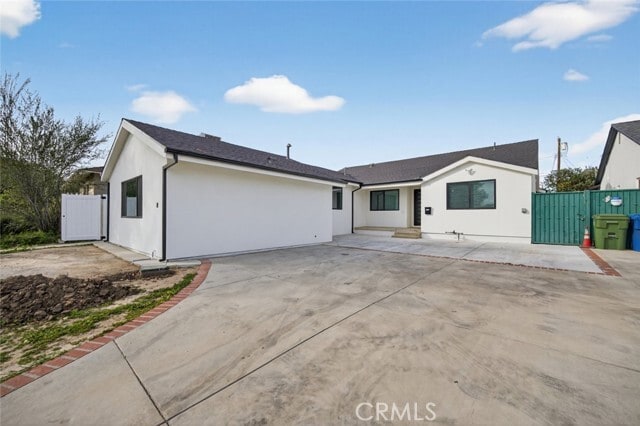 Building Photo - 15753 Cohasset St