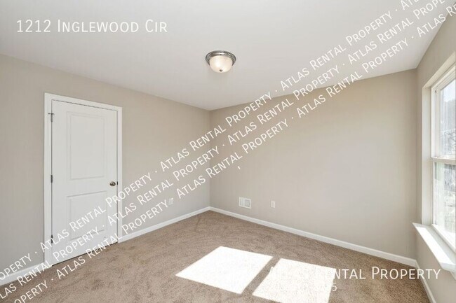 Building Photo - 1212 Inglewood Cir