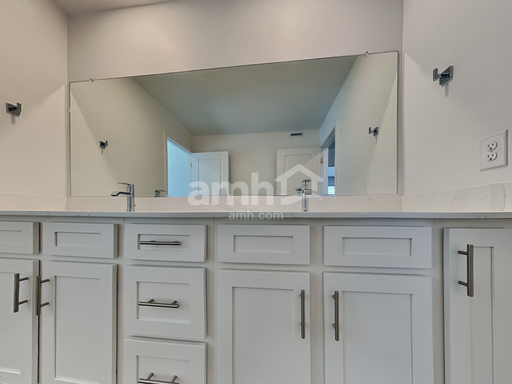 Building Photo - 12230 Thunder Creek Pky