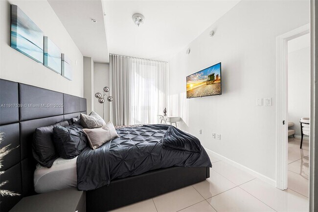 Building Photo - 7930 East Dr