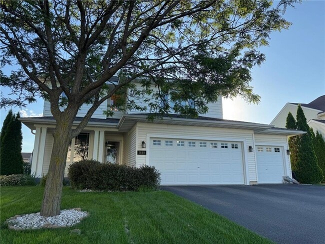 Building Photo - 1849 Penstemon Ln