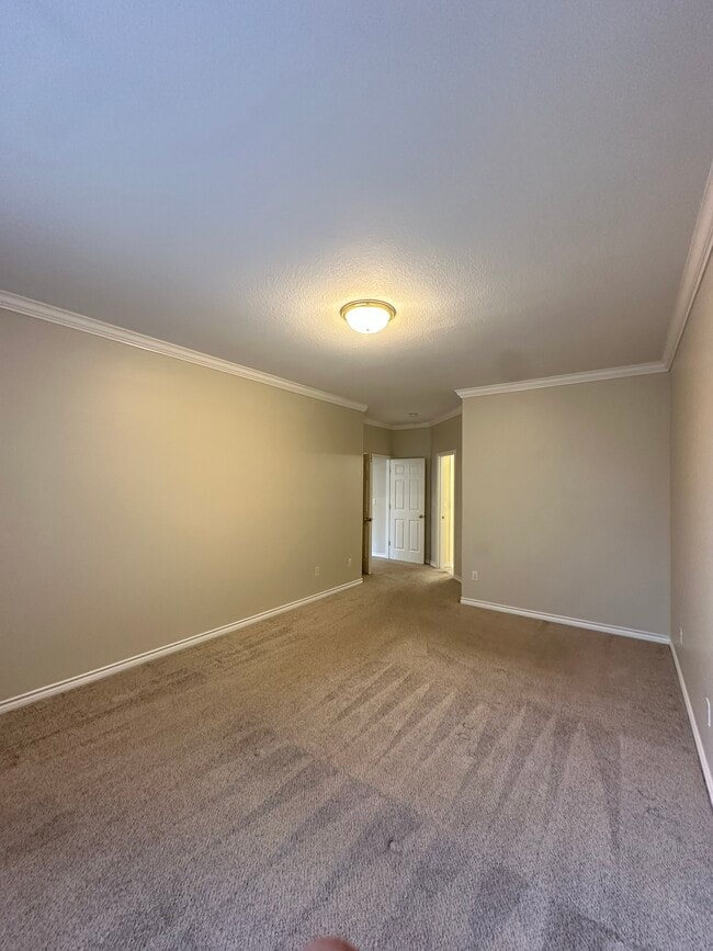 Building Photo - 17855 SW Mandel Ln