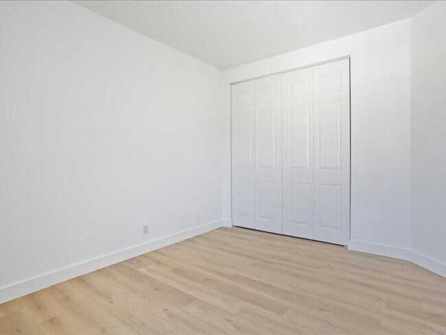 Building Photo - 2798 Center Ct Dr