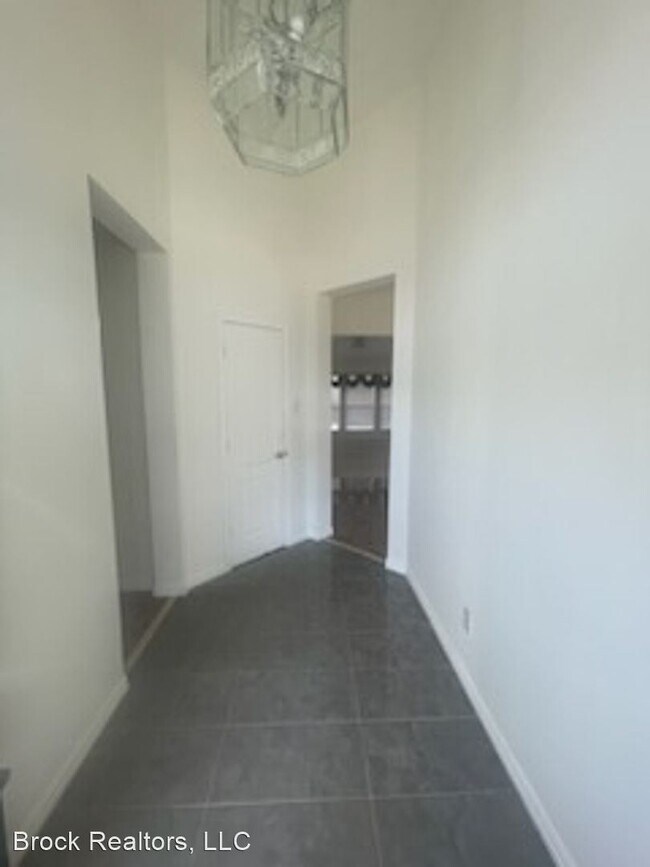 Building Photo - 3 br, 2 bath House - 4933 Orchid Drive