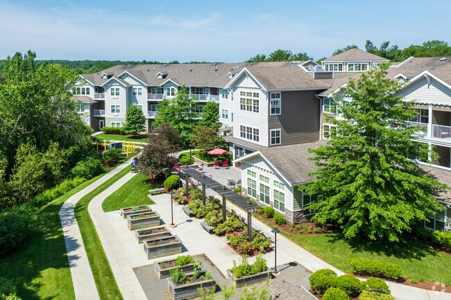 Alt Building - Magnolia Heights Gracious Living