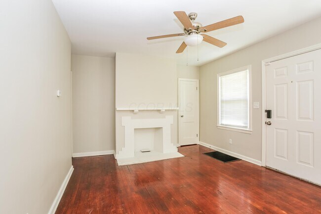 Building Photo - 731 S Highland Ave