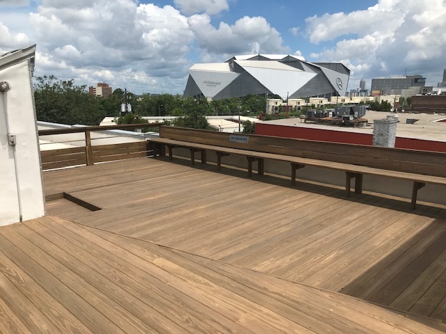 Roof Top Deck - 190 Walker St SW