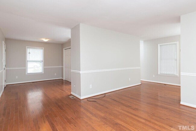 Building Photo - 213 N Boylan Avenue Unit A