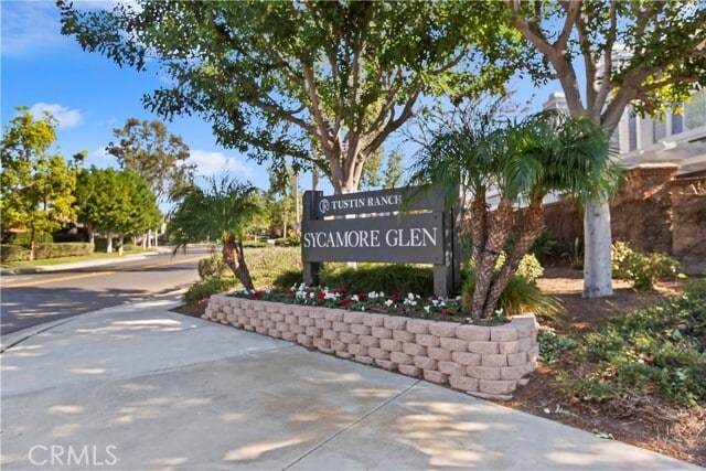 Building Photo - 2192 Avocado Way