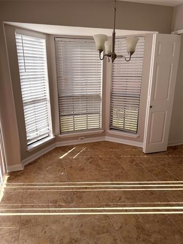 Building Photo - 1000 Lamesa Ct