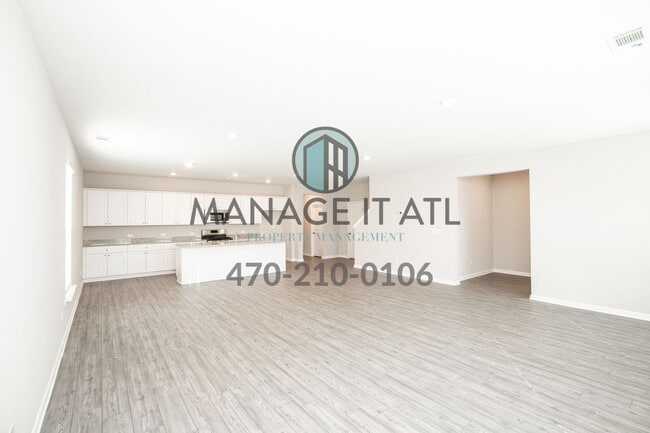 Building Photo - Beautiful 4 Bedroom house in Mill Creek Hi...