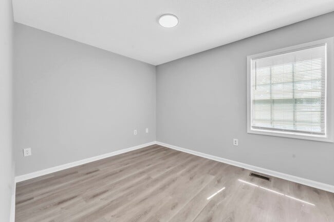 Building Photo - NEWLY RENOVATED 2- & 3-Bedroom Townhomes in Downtown Spartanburg!