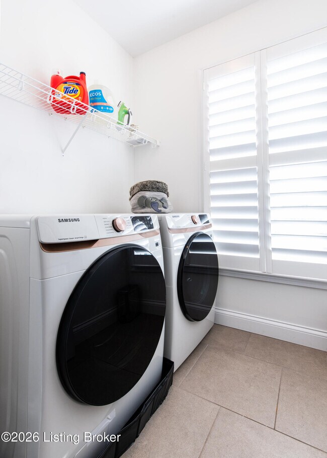 Building Photo - 9507 Civic Way