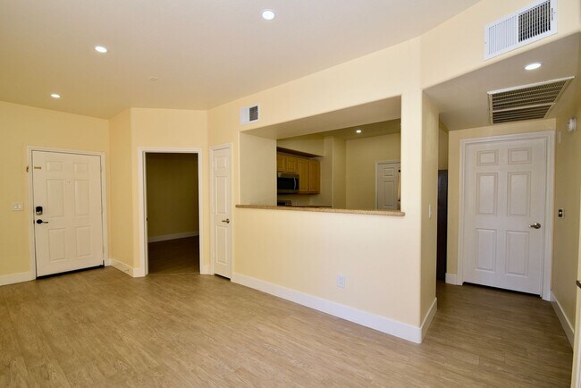 Primary Photo - Upgraded & Charming Two-Bedroom Condo with...