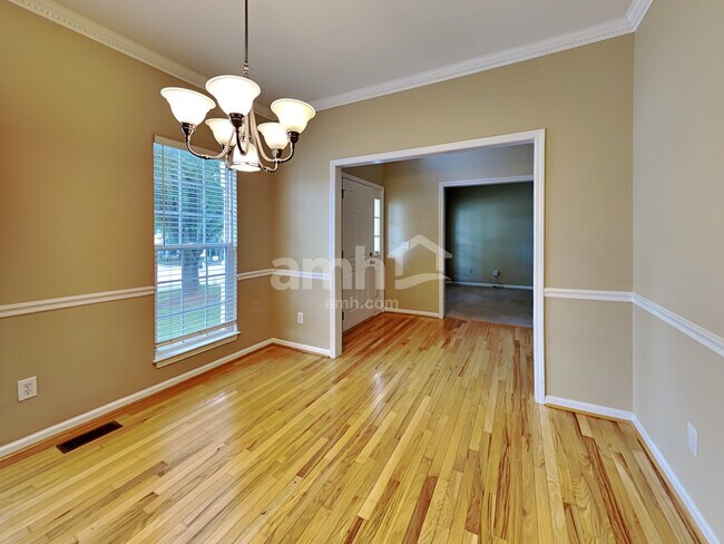 Building Photo - 8413 Astwell Ct