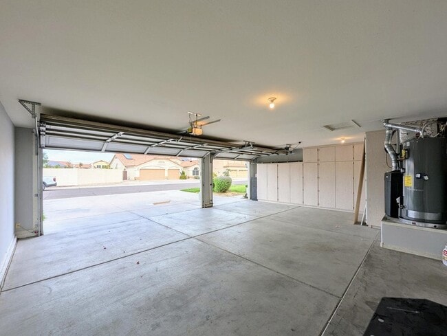 Building Photo - 12417 W Encanto Blvd