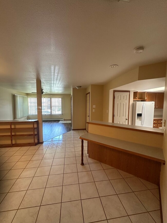 Building Photo - Great 2 bed 2 bath condo!!!