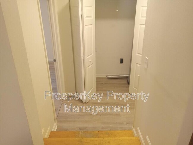 Building Photo - 3619 Walton St