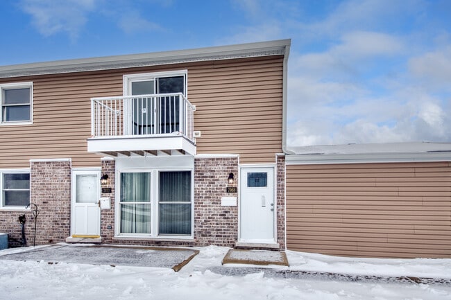 Building Photo - 7968 163rd Pl