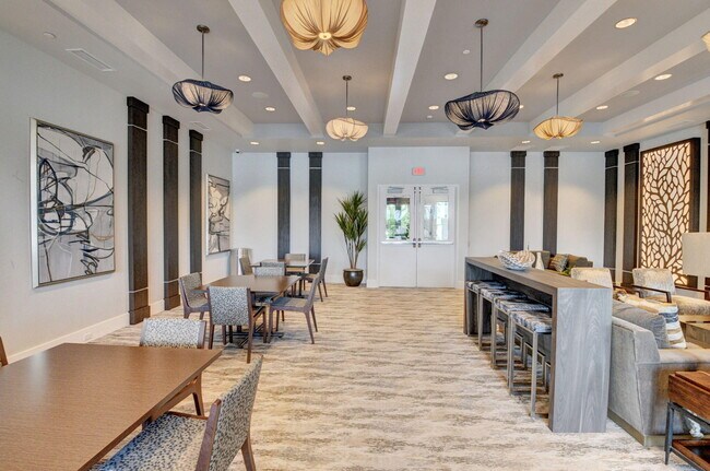 Building Photo - 15205 Seaglass Terrace Ln