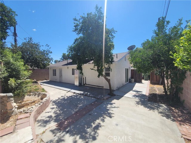 Building Photo - 21821 Arminta St