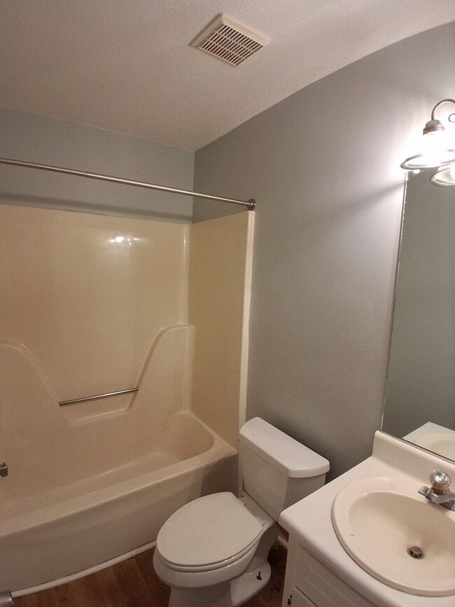 Building Photo - 2907 Lander Ct