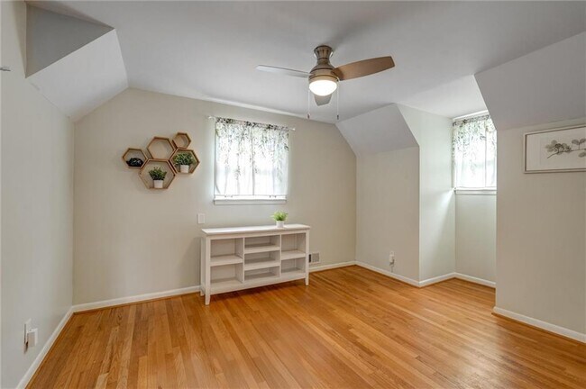 Building Photo - 2955 Delcourt Dr