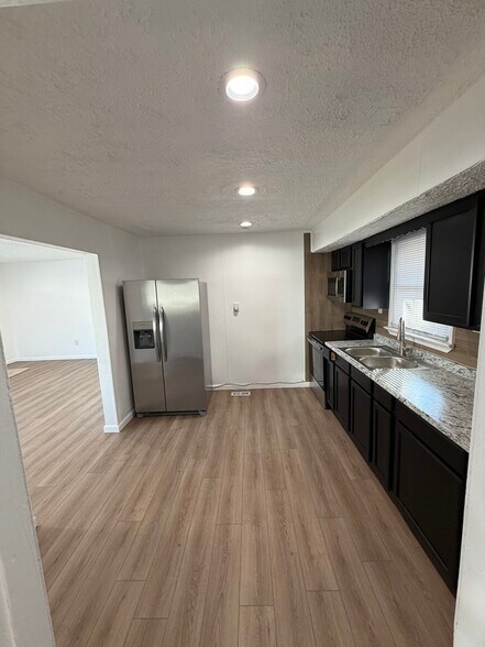 Building Photo - 203 Ellerbe Dr