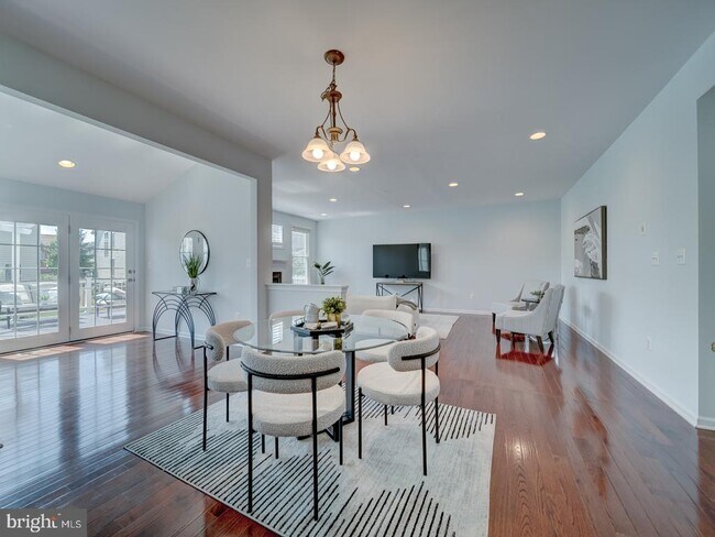 Building Photo - 43320 Barnstead Dr