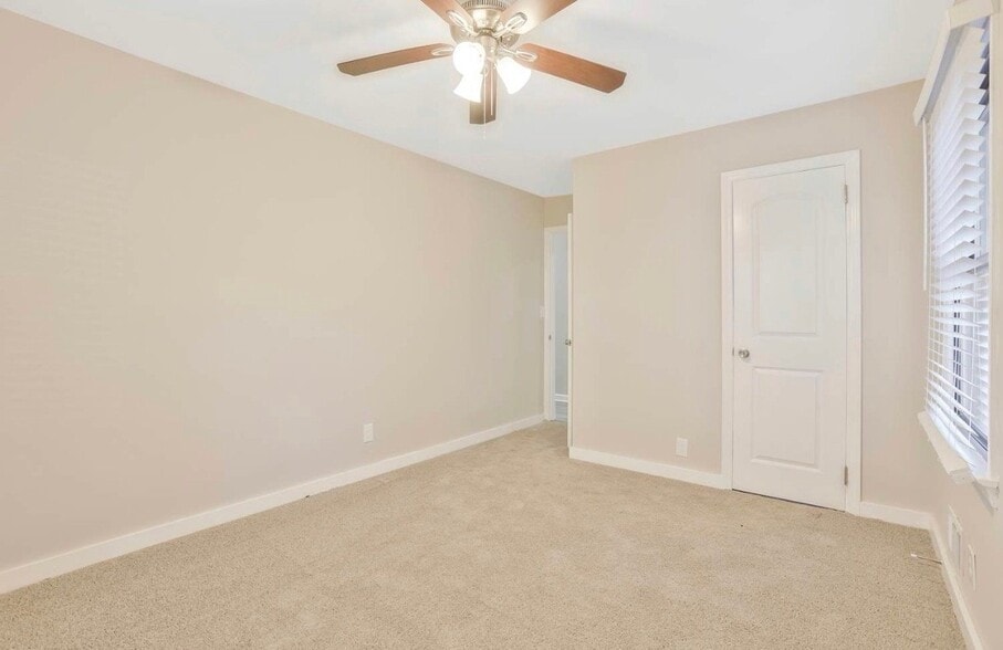 Building Photo - 2610 Harmony Way