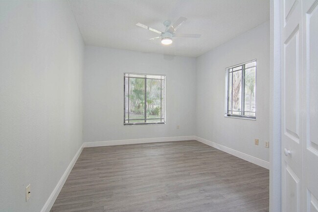 Building Photo - 3022 Alcazar Pl