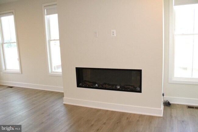 Building Photo - 41887 Night Nurse Cir
